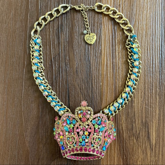Betsey Johnson Jewelry - Betsey Johnson multicolor jumbo crown necklace